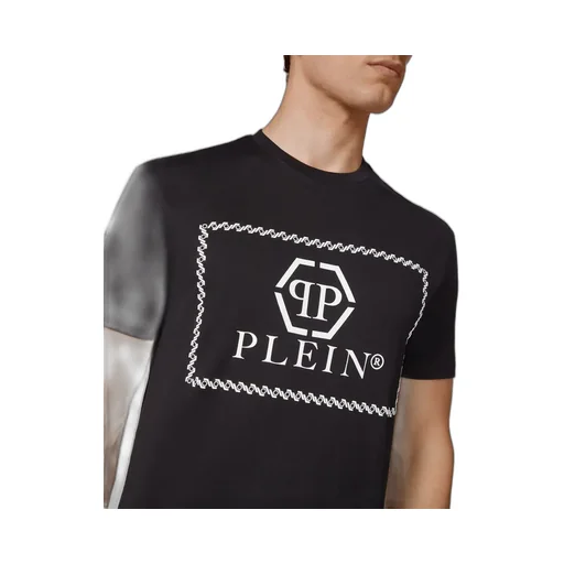 Logo Details T-Shirt