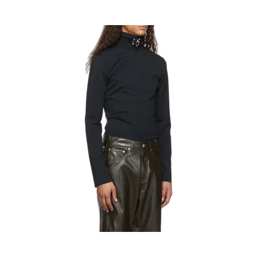 Black High-Necked Pullover