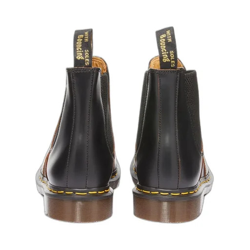 Logo Boots