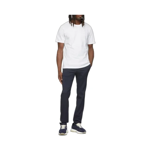 White T-Shirt With Round Neck