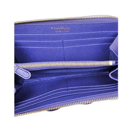 Bow Details Logo Wallet