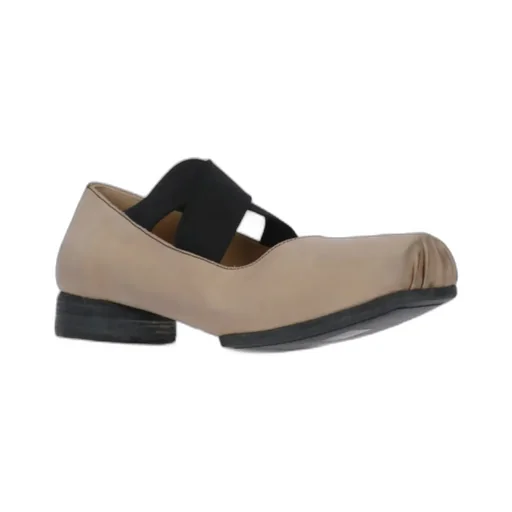 Square Head Flat-Soled Shoes