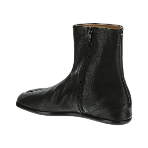 Maison Margiela Tabi Toe Flat Ankle Boots