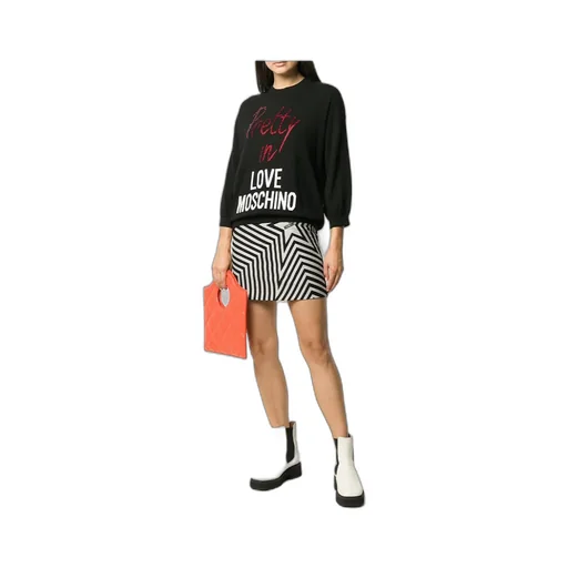 Round Neck Knitted Sweater