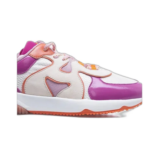 Logo-Lacing Casual Sneakers