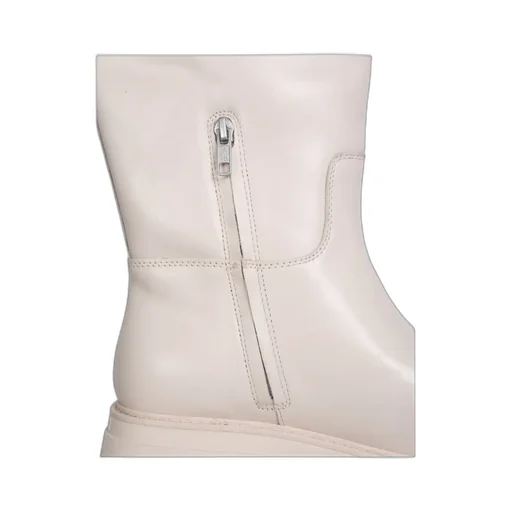 Logo Boots