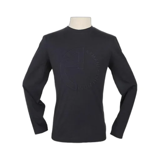 Long-Sleeved T-Shirt With Navy Blue Round Neck