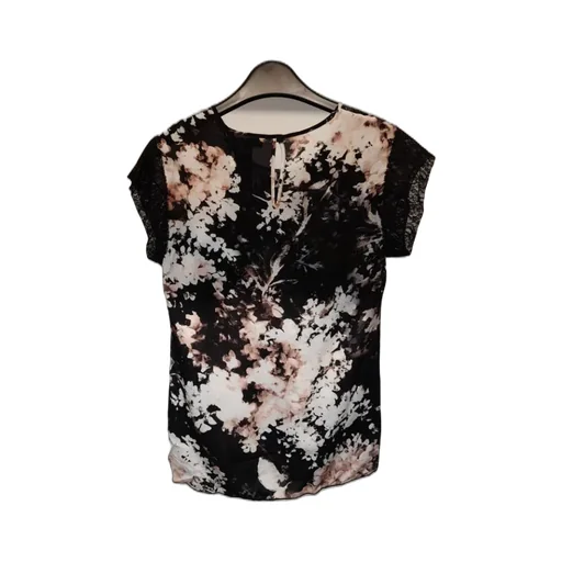 Short-Sleeved Blouse