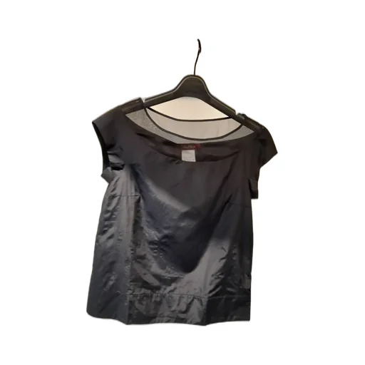 Short-Sleeved T-Shirt