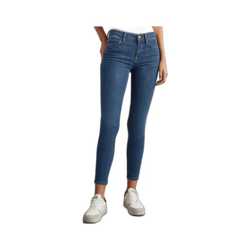 Belt-Loop Jeans
