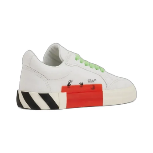 Logo Details Casual Sneakers