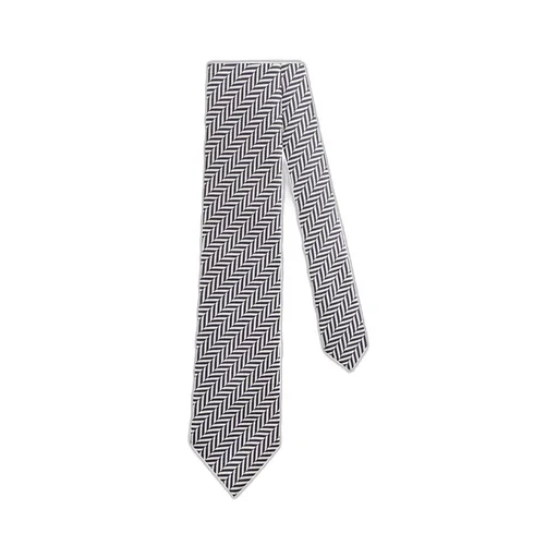 Pointed Tie
