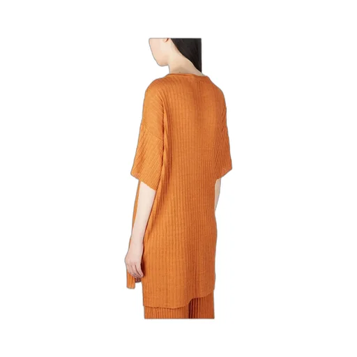 Short-Sleeved Ribbed Sweater
