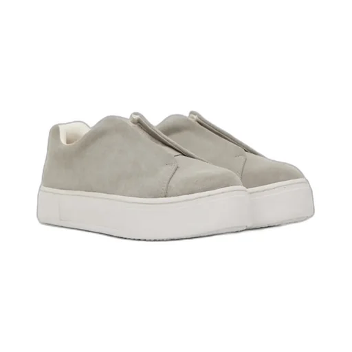 Doja S-O Low-Cut Casual Skate Shoes
