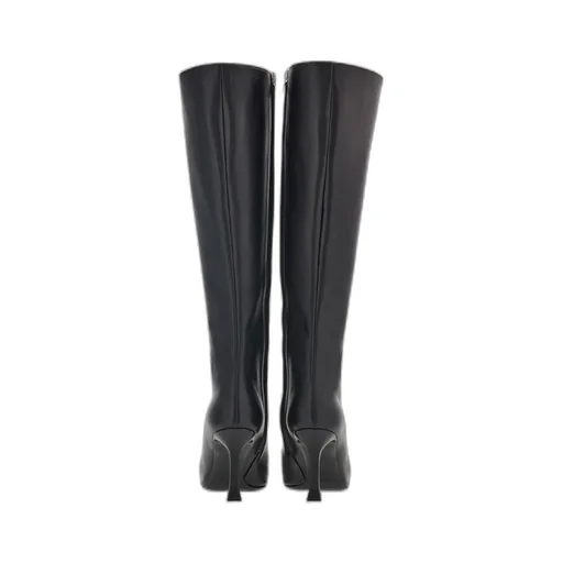 Pointed Boots