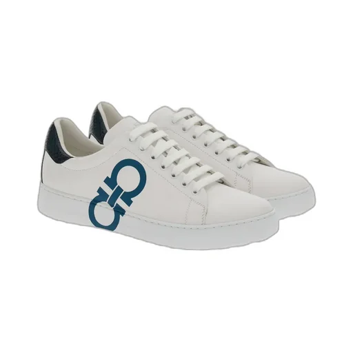 Low-Top Sports Shoes