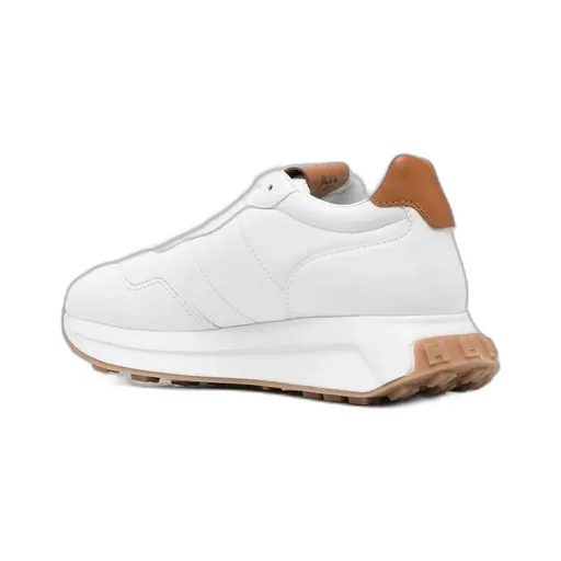 Logo-Patch Low-Top Sneakers