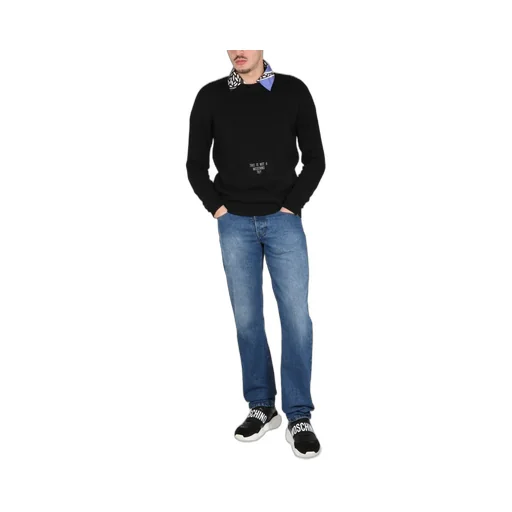 Round Neck Sweater