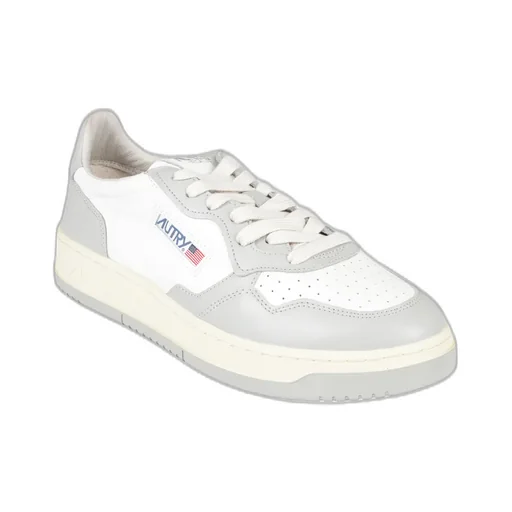 Low-Cut Skate Shoes