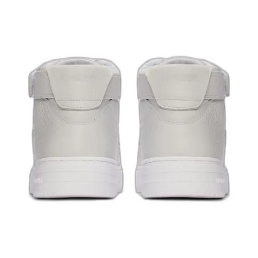 Medium-Top Sports Shoes