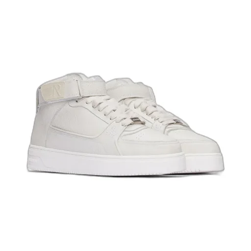 Medium-Top Sports Shoes
