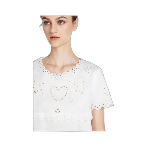 A Short Round-Neck Straight Dress
