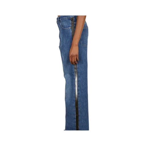 Straight Jeans