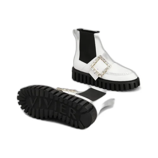 Viv' Go-Thick Strass Buckle Chealsea Ankle Boots In Patent Leather