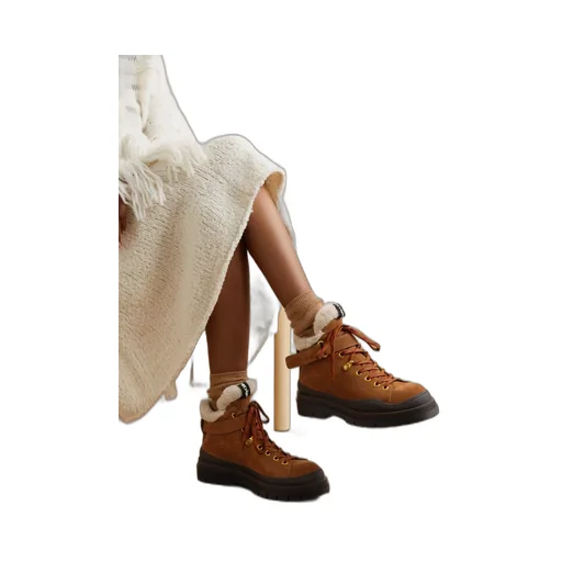 Jolya Hiking Boots