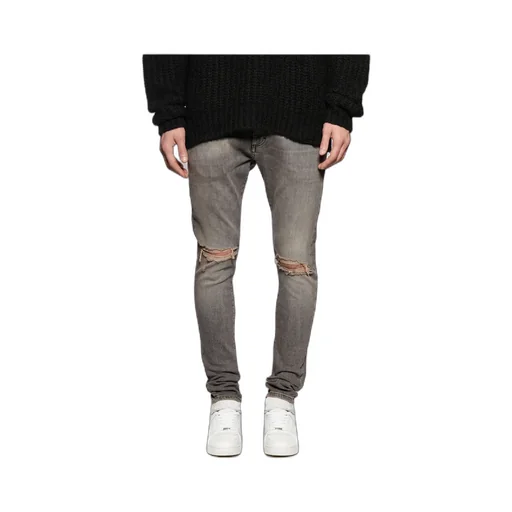 Ripped Jeans