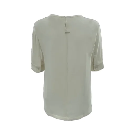 Short-Sleeved Shirt