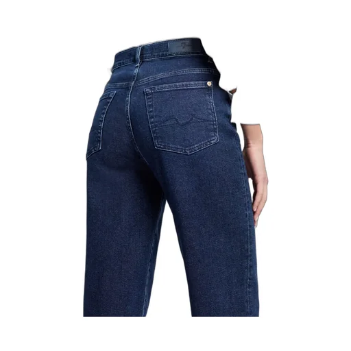 Belt-Loop Jeans