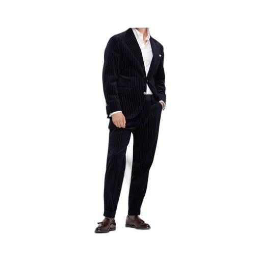 Long-Sleeved Suit