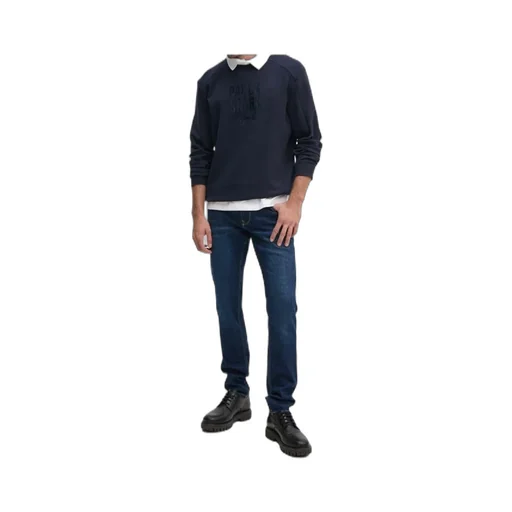 Long-Sleeved Round-Neck Sweater