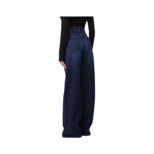 Wide-Leg Jeans