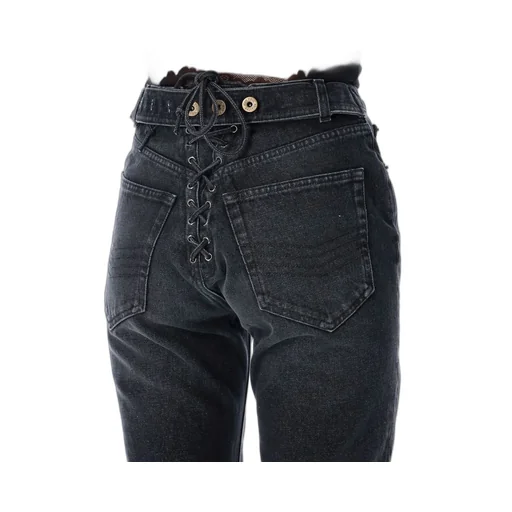 High-Waist Jeans