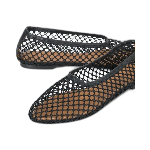 Hollow Flat Shoes
