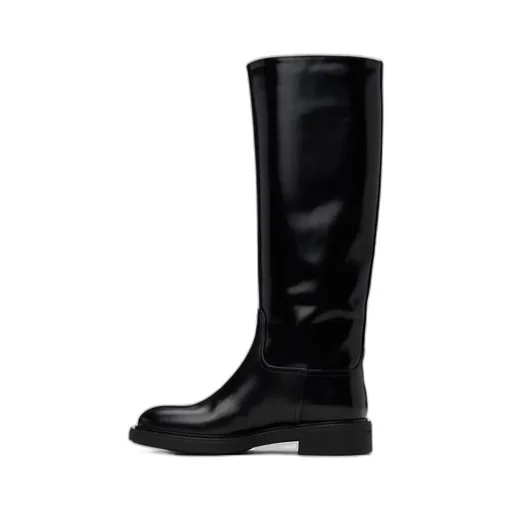 Martine Pin-Button Short Boots