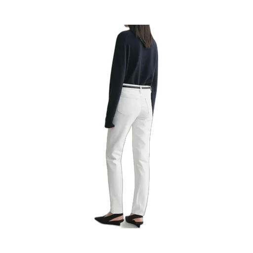 Low Tapered Jeans