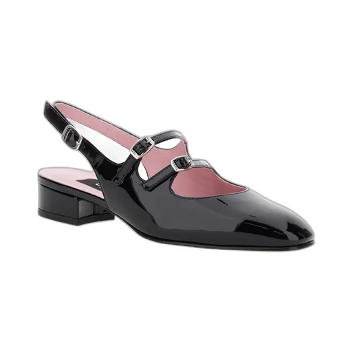 Square-Headed Flat Sandals