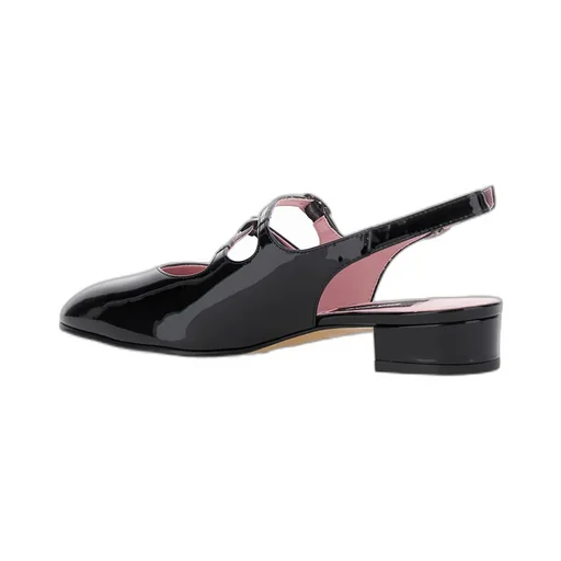 Square-Headed Flat Sandals