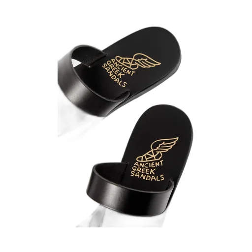 Daphnae Sandals
