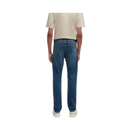 Slim-Cut Jeans