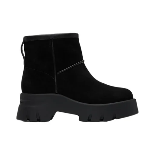 Gianvito Rossi Stormy Round Toe Pull-On Boots