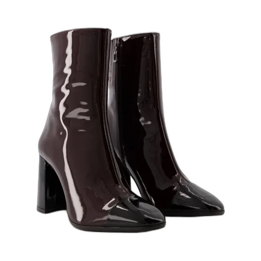 Almond Shaped Short Boots
