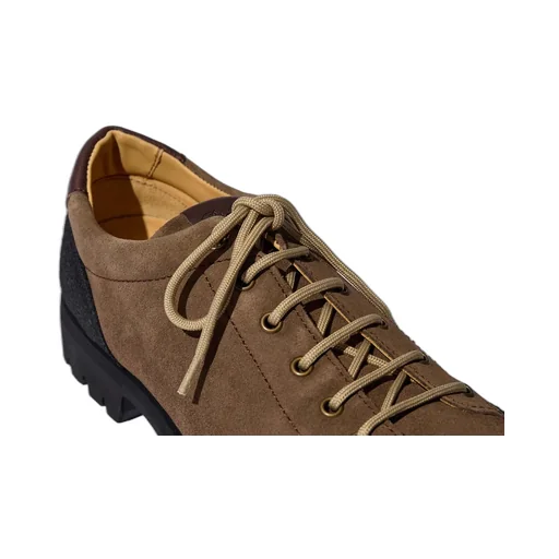Round-Head Sneakers