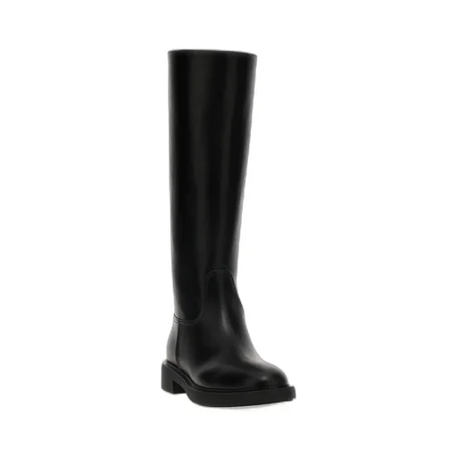 Gianvito Rossi Ascott Round Toe Boots