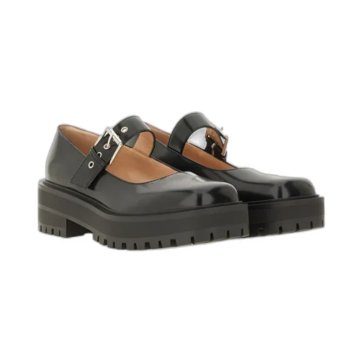 Square-Toed Mary Jane Shoes