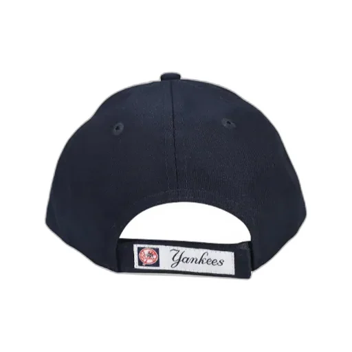 Contrasting Logo Hat