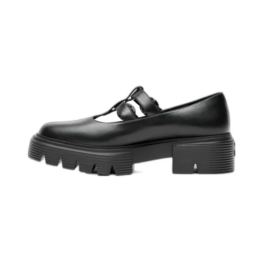 Nolita Pumps